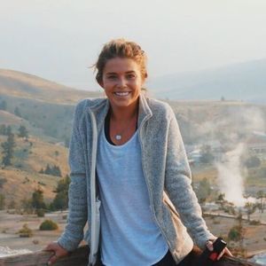 Meet your Posher, Kelly